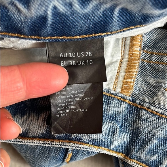 BARDOT NWOT Wide Leg Denim Jeans, Size 28 - Picture 4 of 14